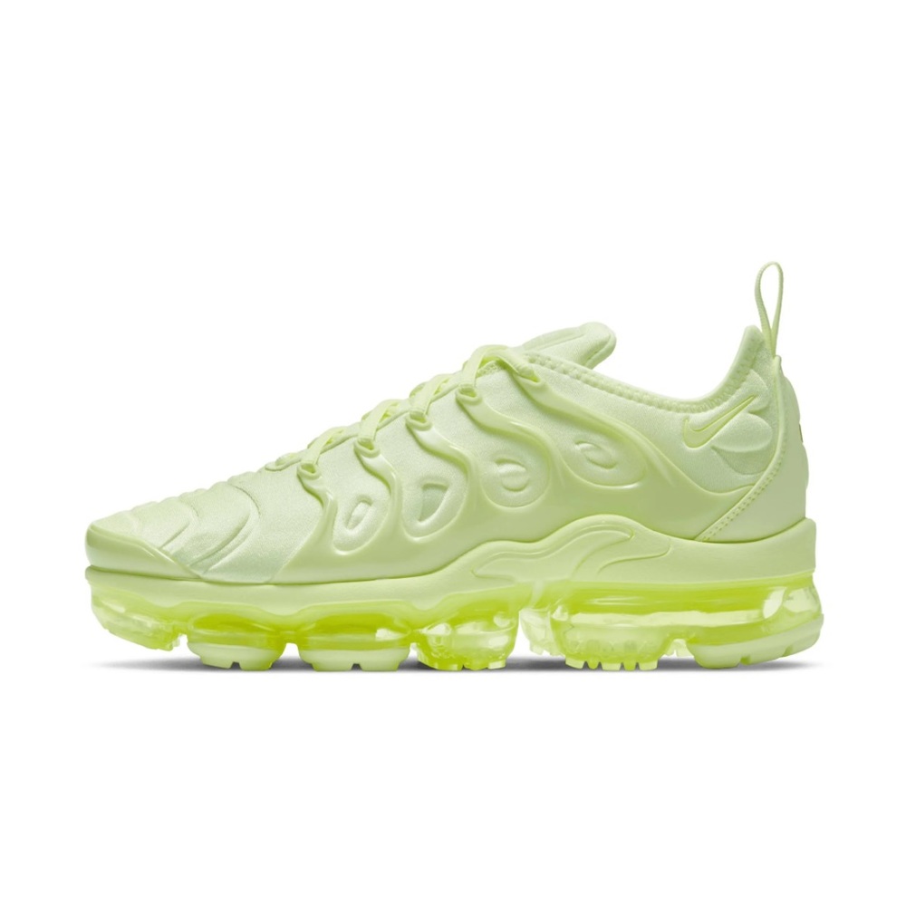 Women’s Air Vapormax Plus in Barely Volt/Neon Yellow